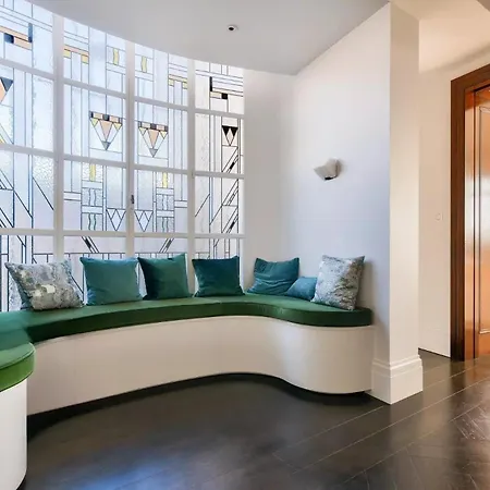 3br Eiffel View